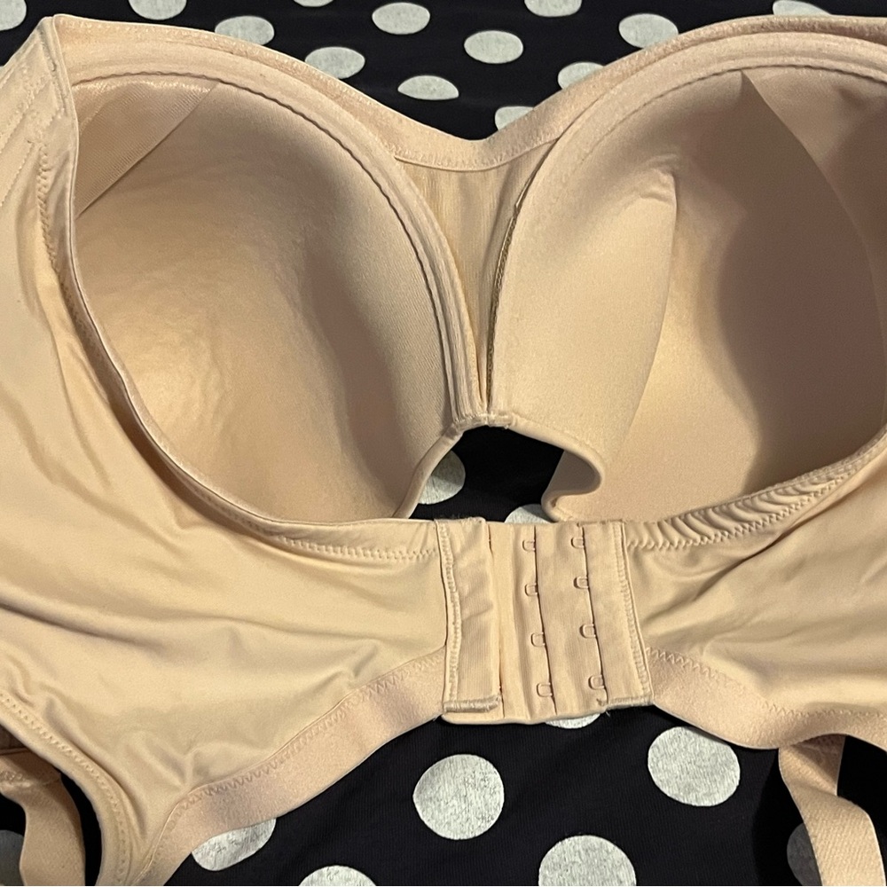 Modern Movement Nude Bra - Picture 3 of 5